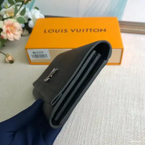 LOCKME VUITTON WALLET LOUIS 0706